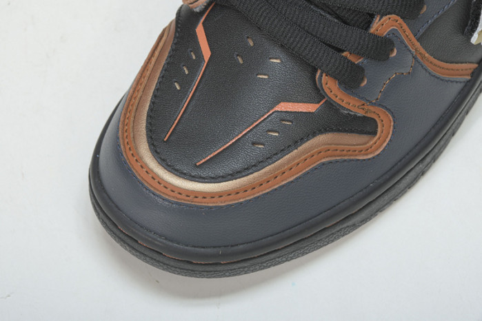 gundam x nike sb dunk high "banshee" dh7717-400