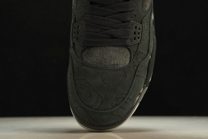 nike air jordan 4 retro kaws black 930155 001