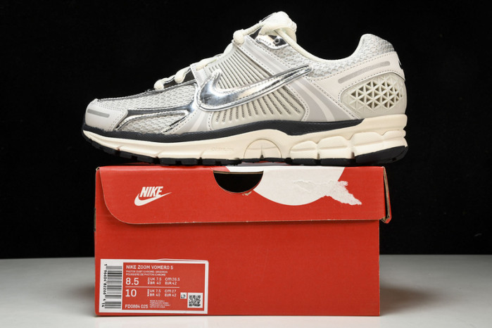 nike zoom vomero 5 photon dust metallic silver fd0884-025